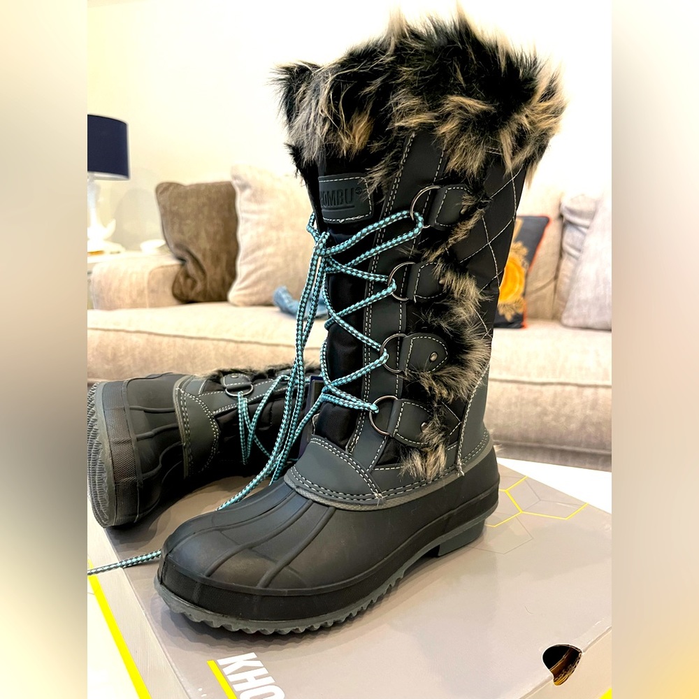 Womens Khombu boots NEW! Size 6